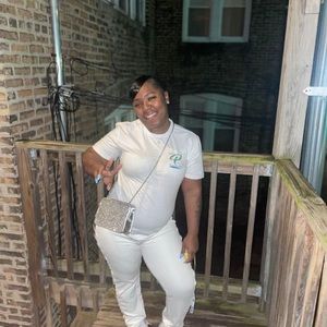 Meet your Posher, Keke